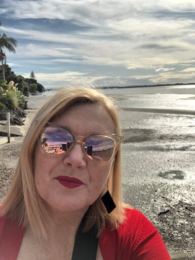 Alisa Hogan - Over 50 Online Business